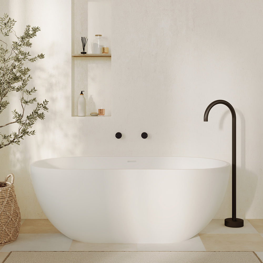Nero Solid Surface Freestanding Bath
